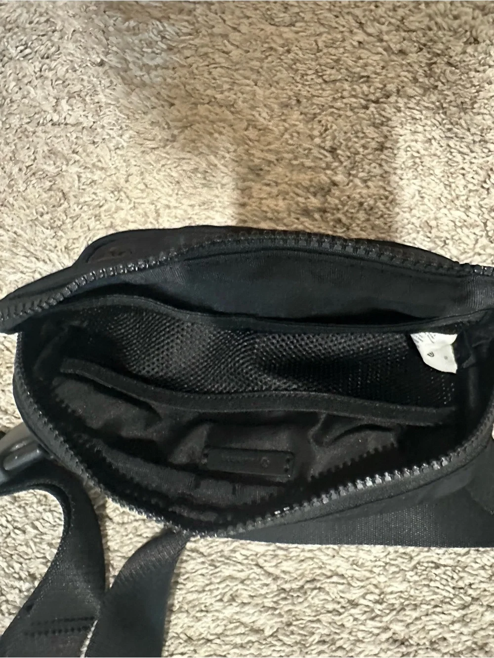 lululemon athletica Black VR Accessory Carry Pouch